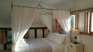 Free WiFi - Lavenham Priory (Sudbury)