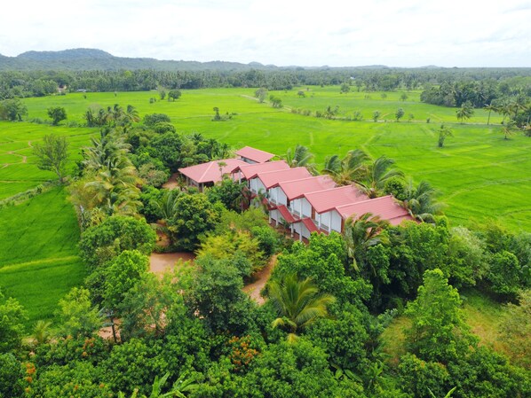 Aerial view - Rivonway Hotel Polonnaruwa (Giritale)