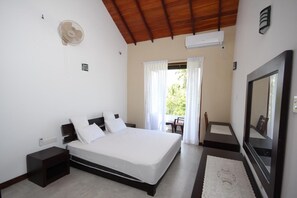 Casa clásica, 1 cama Queen size, con acceso para personas discapacitadas | 1 habitación y caja de seguridad en la habitación