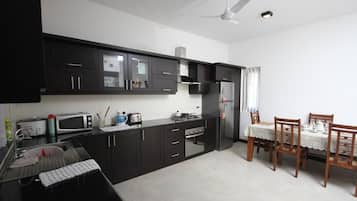Classic House, 1 Katil Ratu (Queen), Accessible | Dapur peribadi | Peti sejuk, pembancuh kopi/teh