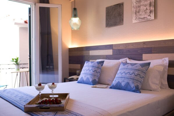 Luxury Apartment, 1 Queen Bed, Non Smoking