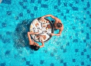 Daily buffet breakfast (IDR 150000 per person)