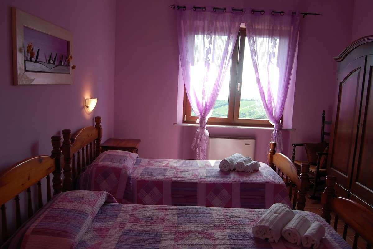 2 bedrooms, hypo-allergenic bedding, down duvets, individually furnished