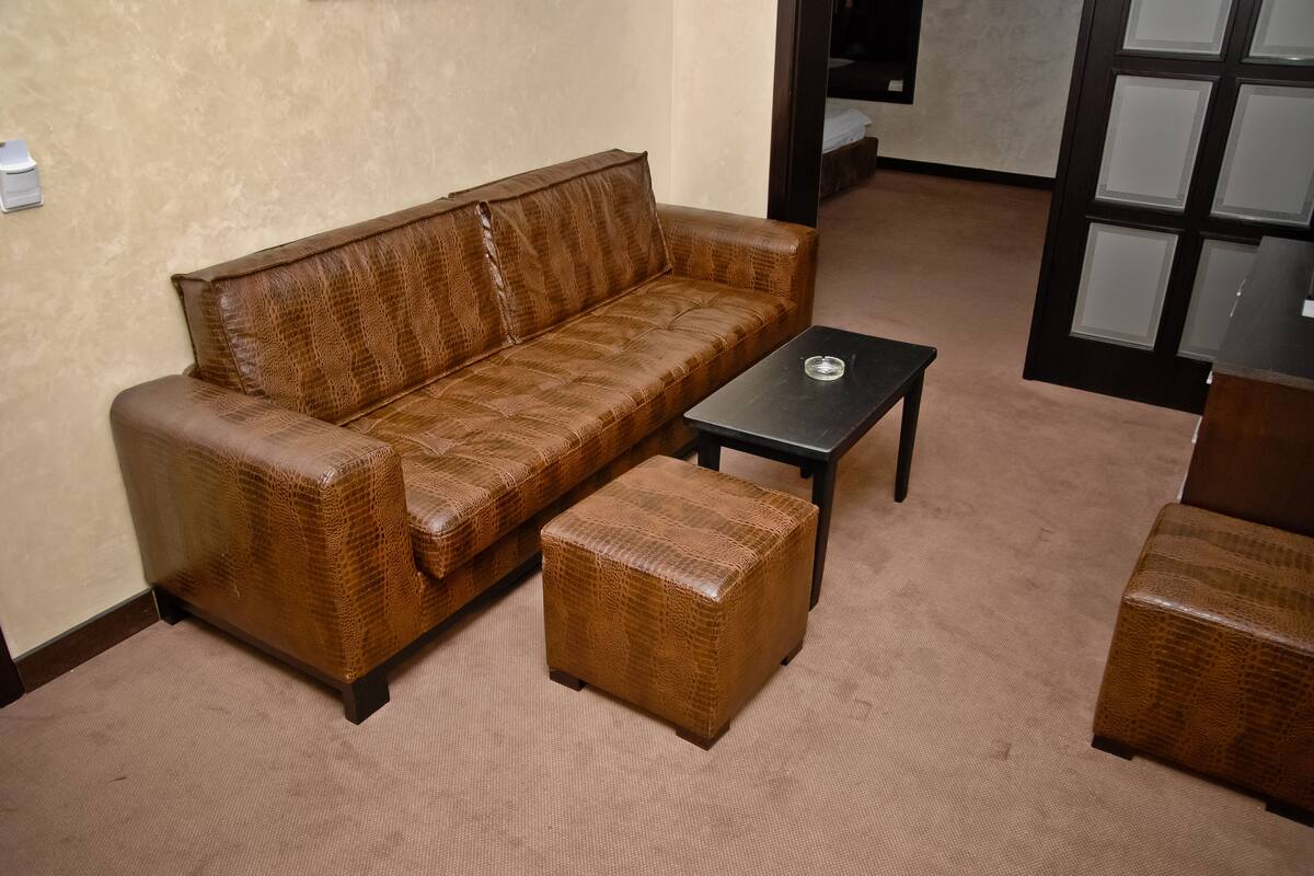 1 bedroom, premium bedding, desk, iron/ironing board
