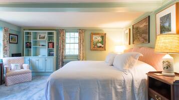 5 Schlafzimmer, Schreibtisch, Bügeleisen/Bügelbrett, WLAN