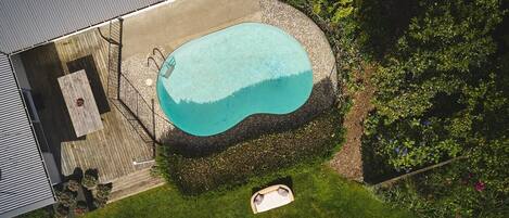 Piscine extérieure