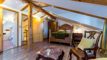 4 soveværelser, skrivebord, strygejern/strygebræt, Wi-Fi