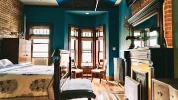 Executive Single Room, 1 Queen Bed, Private Bathroom, Executive Level | Select Comfort beds, individually decorated, individually furnished