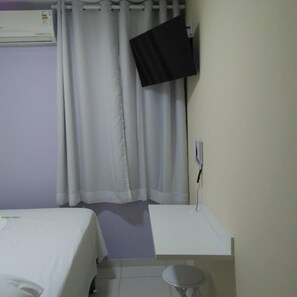 Wifi gratis y ropa de cama