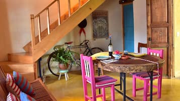 Design Apartment, 1 Bedroom, Terrace, Garden Area | Living room | Fireplace