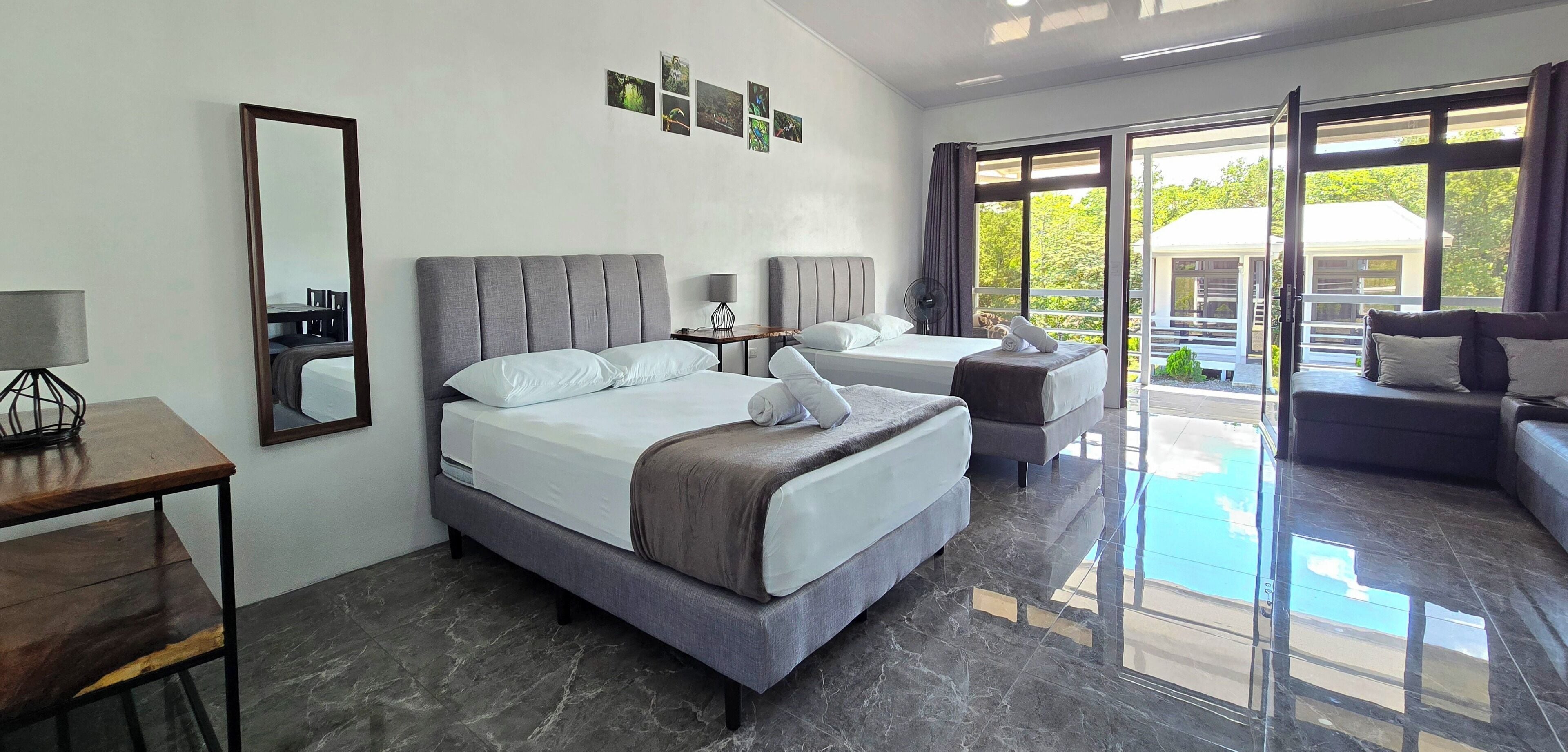 Superior Studio | Iron/ironing board, free WiFi, bed sheets