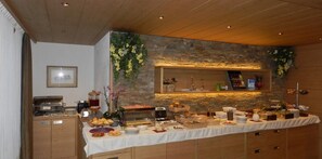 Desayuno buffet incluido todos los días 