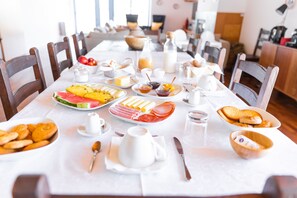 Daily continental breakfast for a fee