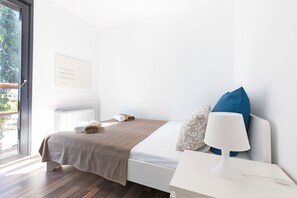 Panoramic Bungalow (I) | 1 bedroom, desk, laptop workspace, soundproofing