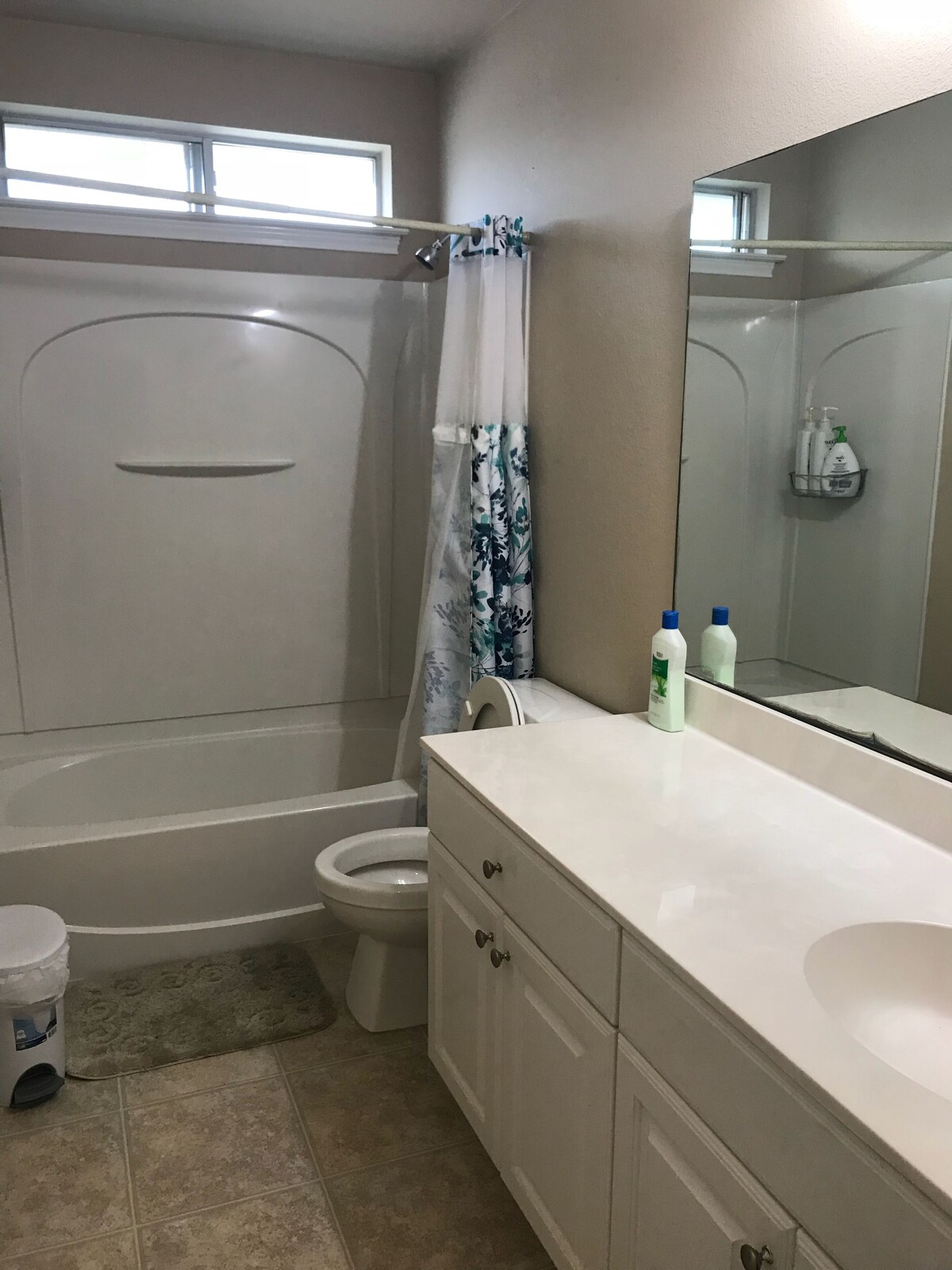 Photo 11 of Large house with 5 Bedrooms 2.5 bath sleep 12 , fully garage to use