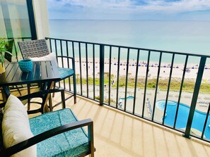 Outdoor dining - Summer dates still available!! (Panama City Beach)