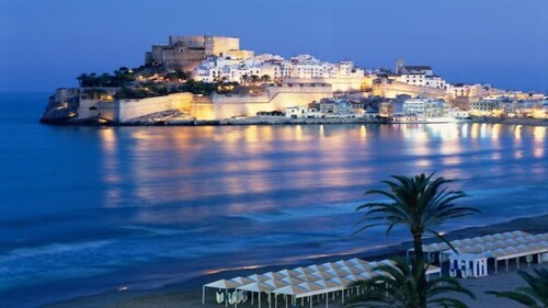 Fantastic luxury townhouse ..... "A leap to Paradise". 