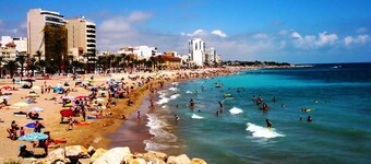 Fantastic luxury townhouse ..... "A leap to Paradise". 