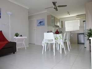Family Apartment, 2 Bedrooms, Beachside (Selene)
