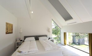 3 bedrooms, Internet, bed sheets - Duinhuis 11 modern holiday villa right at the North Sea dunes (Noordwelle)