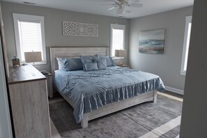 4 habitaciones, tabla de planchar con plancha y cuna de viaje