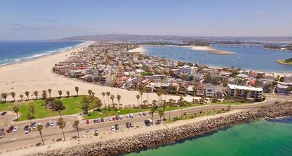 OCEANFRONT LUXURY—Summer booking fast so Hurry and book!<br>