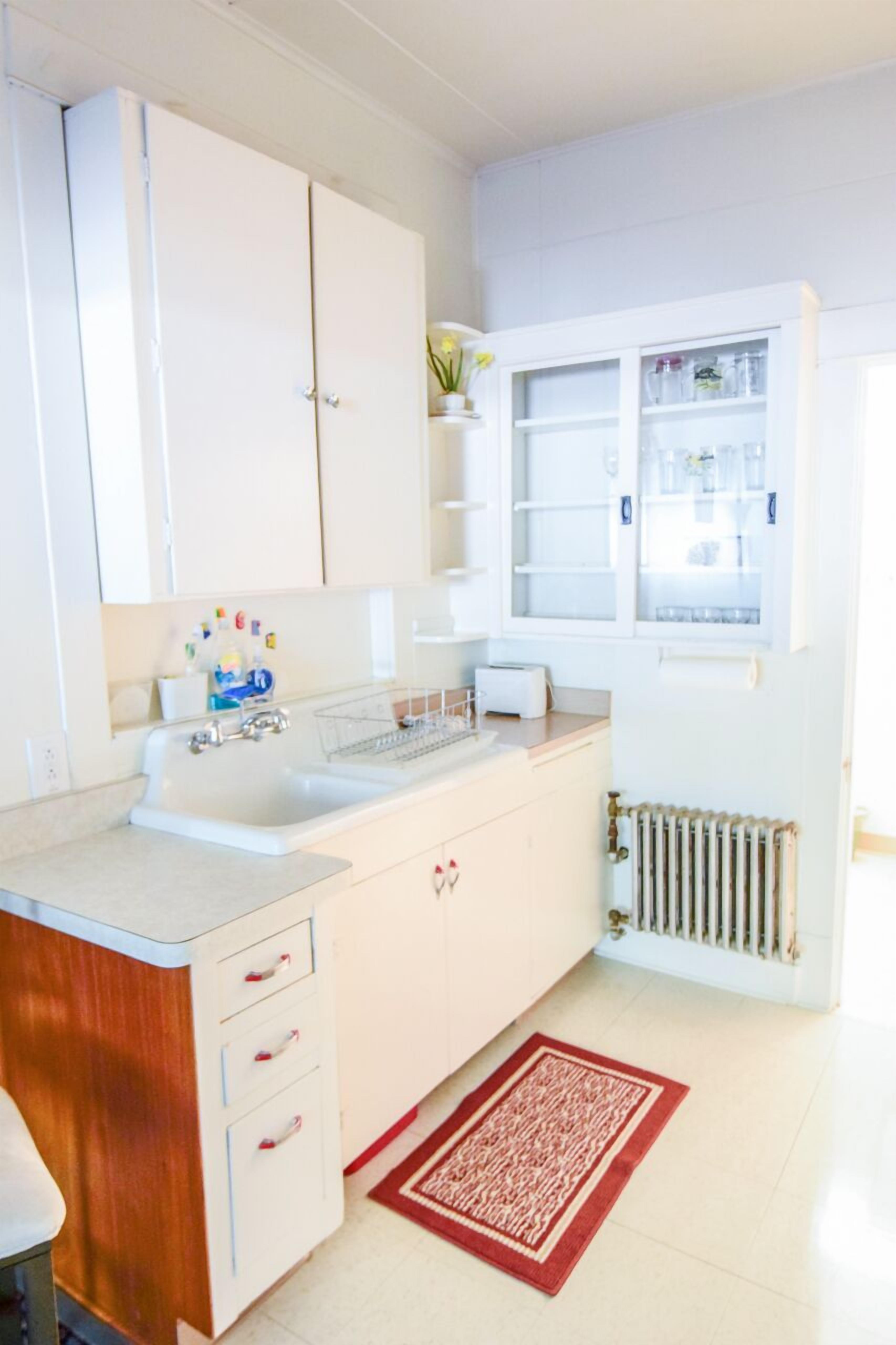 冰箱、微波炉、烤箱、炉灶