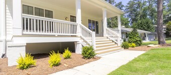 Beautiful New Construction Home in Buckhead! Convenience & Luxury!