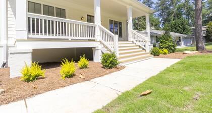 Beautiful New Construction Home in Buckhead! Convenience & Luxury!