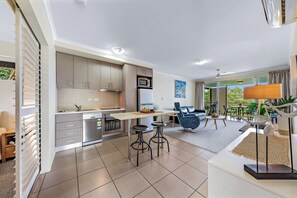 Apartment, 1 Bedroom, Non Smoking | Living area