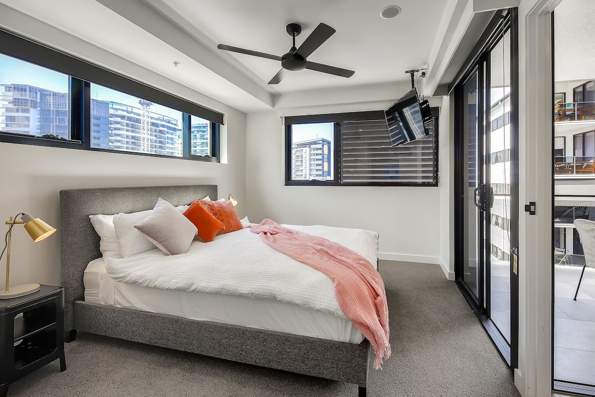 Superior Apartment, 2 Queen Beds (504)
