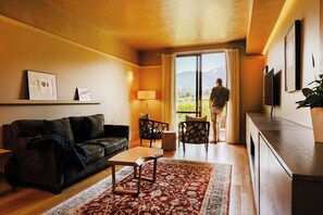 Luxury-Suite | Minibar, Zimmersafe, individuell eingerichtet, Verdunkelungsvorhänge