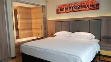 1 chambre, minibar, coffres-forts dans les chambres, bureau