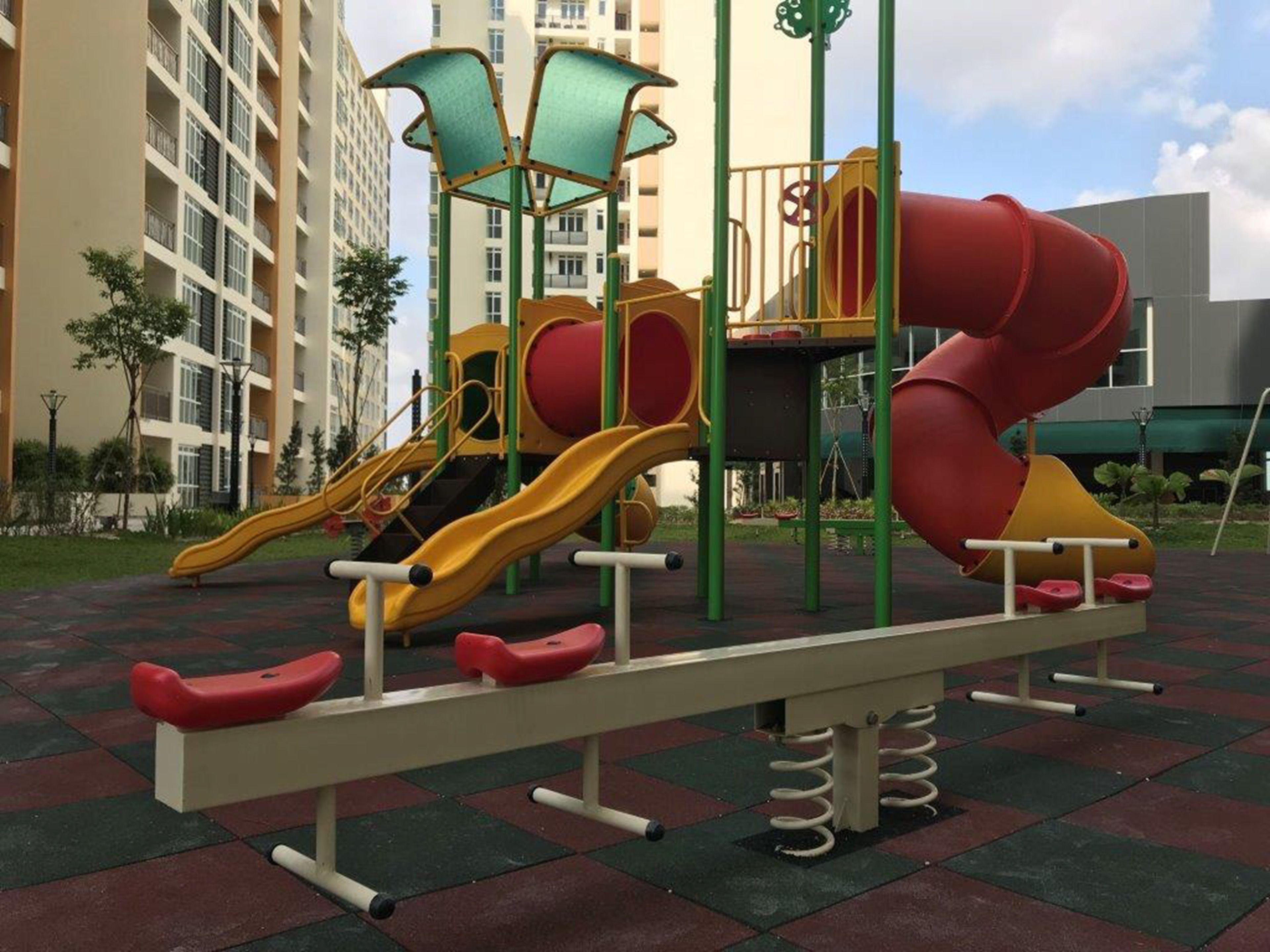 children’s play area – outdoor
