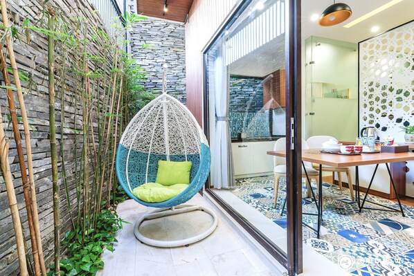 Comfort Apartment, Garden View | Terrace/patio