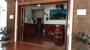 Property entrance - Angkor Sangrith Hostel (Siem Reap)