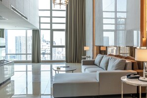 Penthouse Suite | 1 dormitorio, ropa de cama de alta calidad, colchones Select Comfort