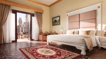 Egyptian cotton sheets, premium bedding, pillowtop beds, free minibar