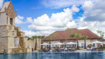 Outdoor pool, open 7:00 AM to 8:00 PM, free pool cabanas, pool umbrellas