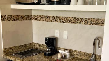 Fridge, microwave, stovetop, coffee/tea maker