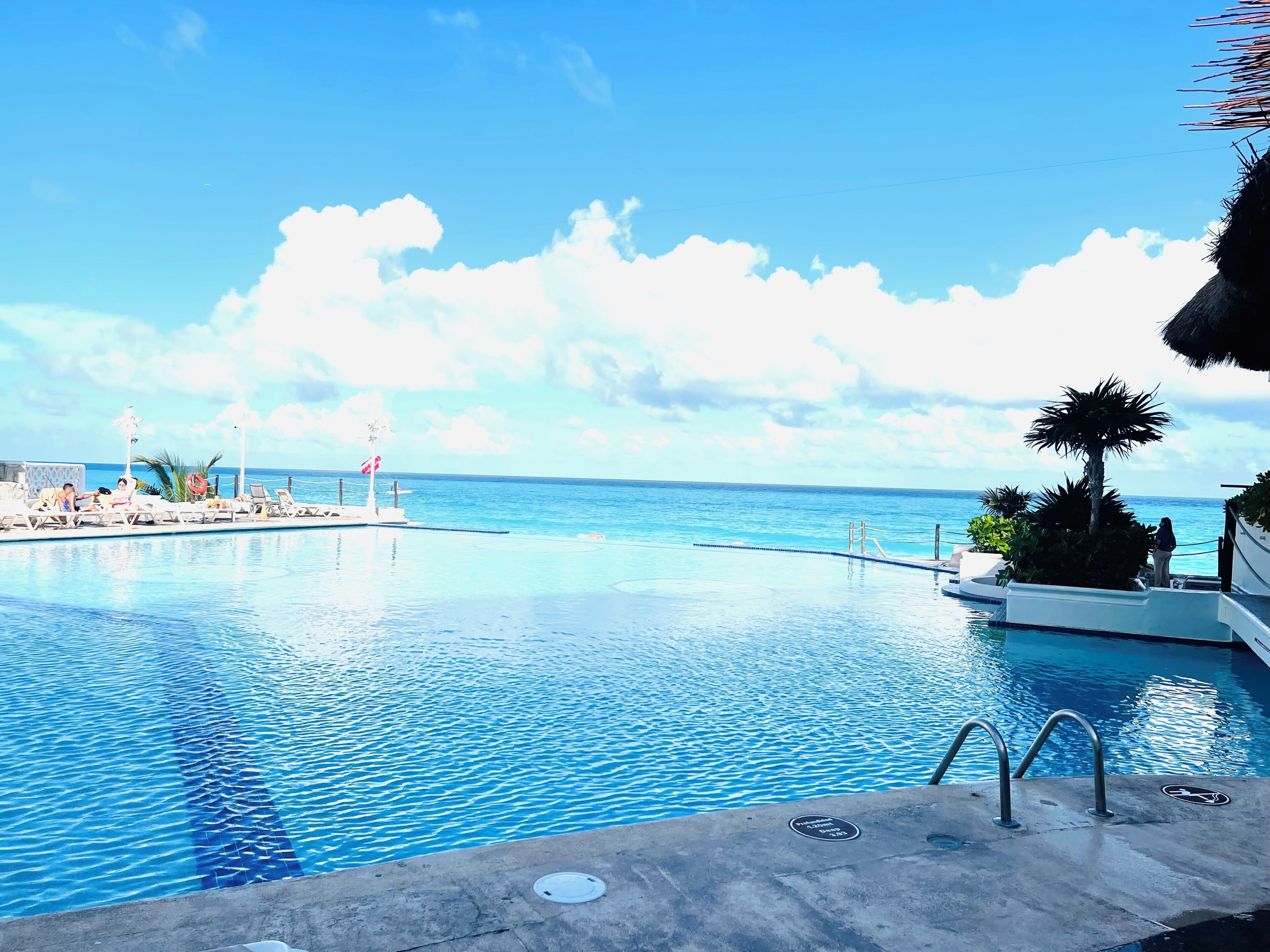 An infinity pool