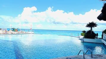 An infinity pool