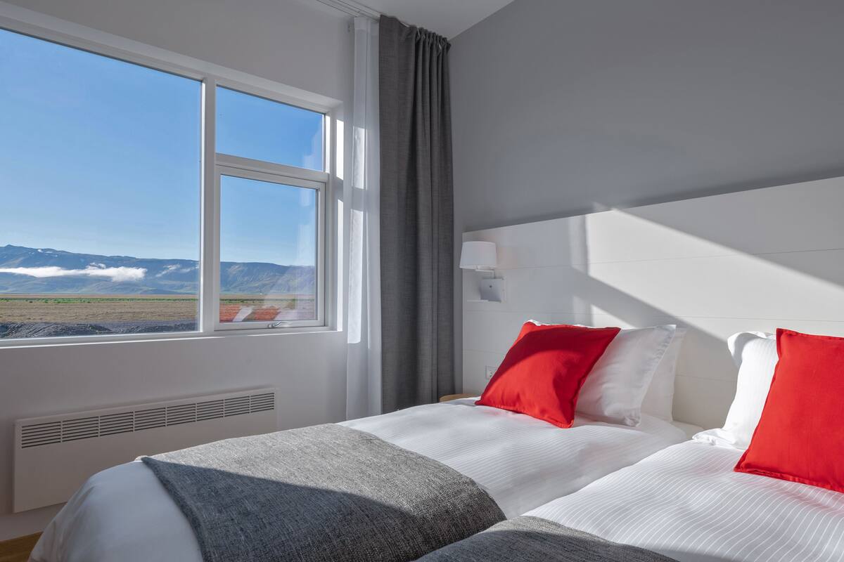 1 bedroom, premium bedding, down duvets, select comfort beds