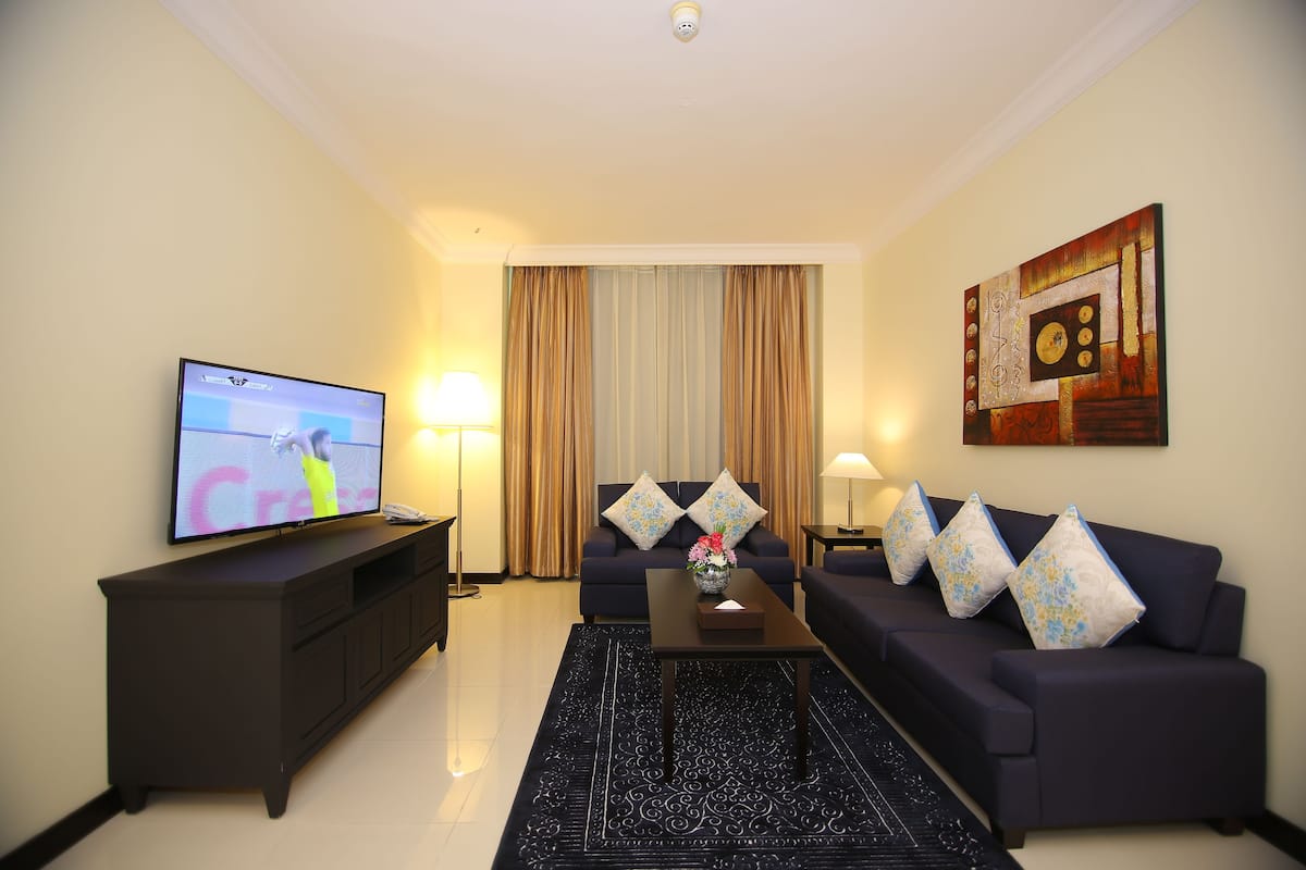 Télévision à écran plat