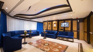 Lobby sitting area - Dream City Deluxe Hotel Apartment (Dubai)