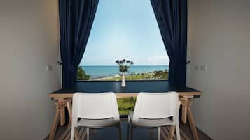 Beach/ocean view