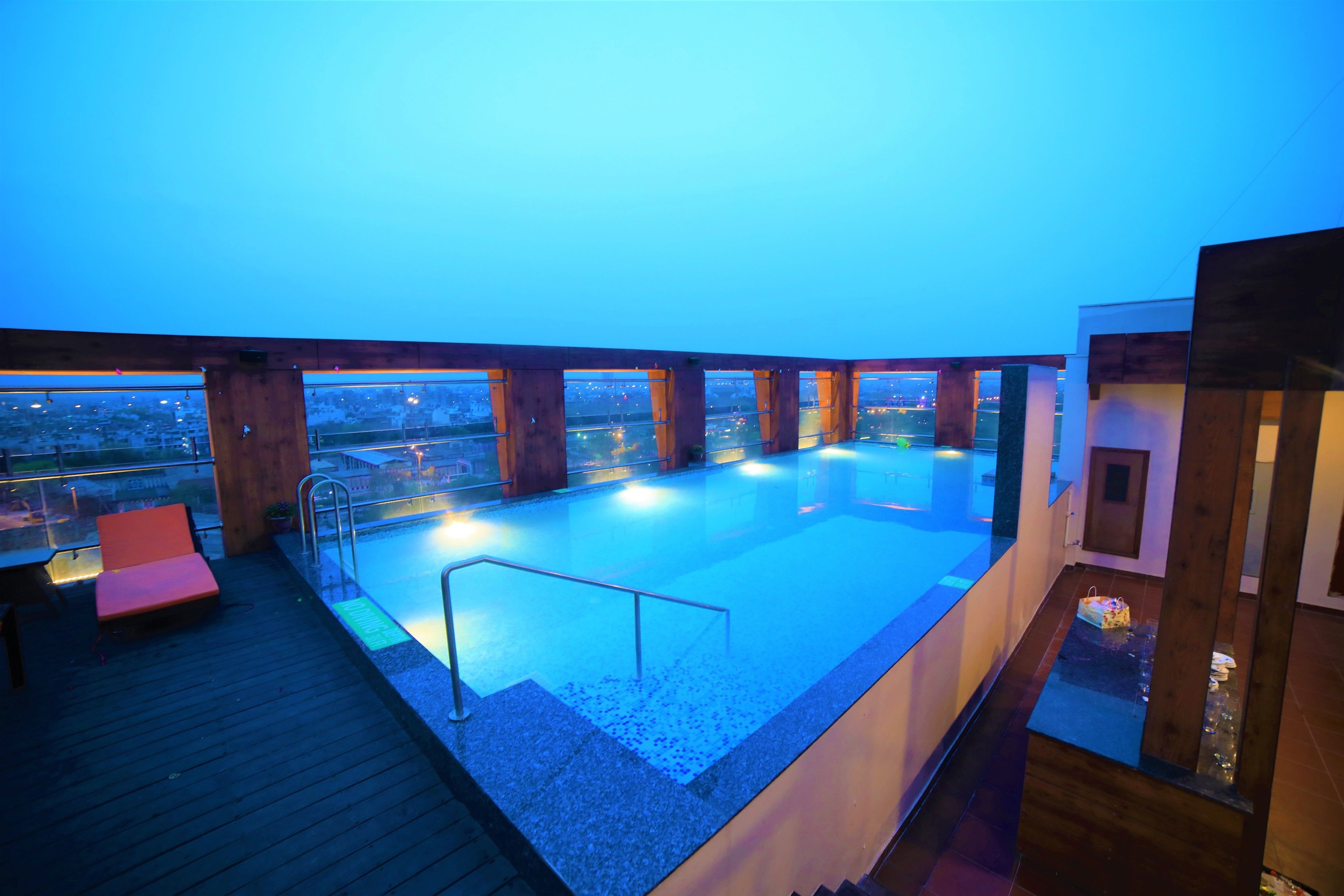 Seasonal outdoor pool