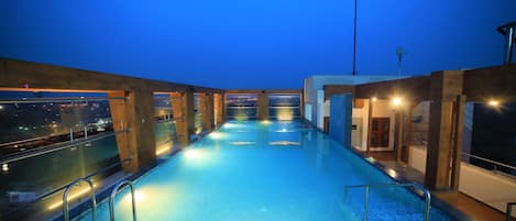 Seasonal outdoor pool