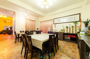 Free daily local cuisine breakfast