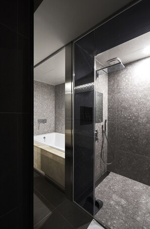 VIP Twin / Max 2 | Bathroom shower - Gracias Hotel Gimhae (Gimhae)